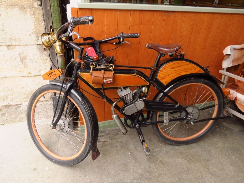 Replica 1904 moped in Oamaru