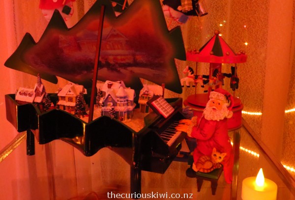 Sing-along Santa in Santa's House at 48 Selwyn Crescent