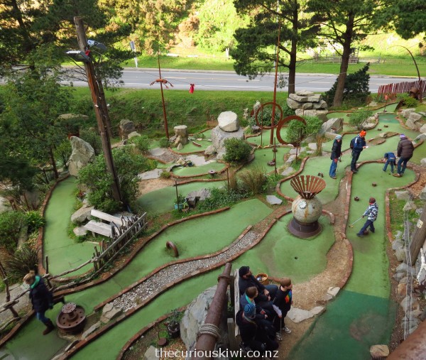 Carlucci Land Mini Golf - metal sculptures meet good fun