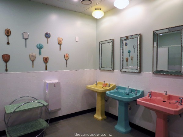 Women's toilets at Bill Richardson Transport World