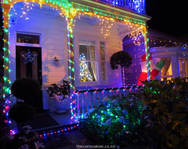 Merry Christmas in lights from Franklin Road, Ponsonby | thecuriouskiwi ...