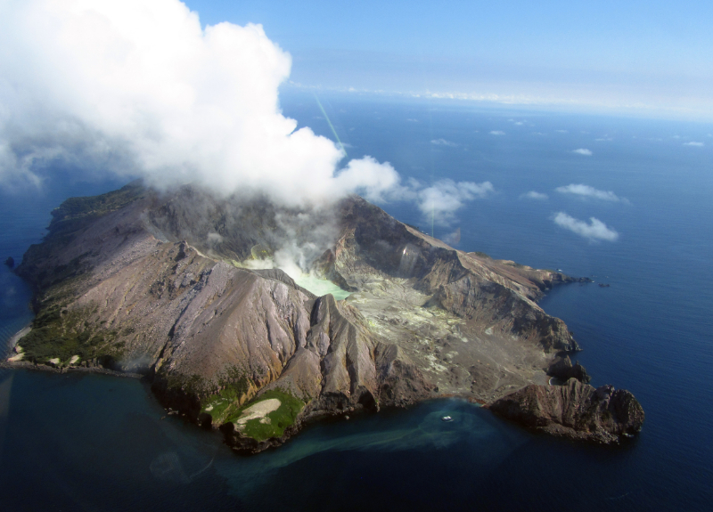 White Island, Whakatane | thecuriouskiwi NZ travel blog